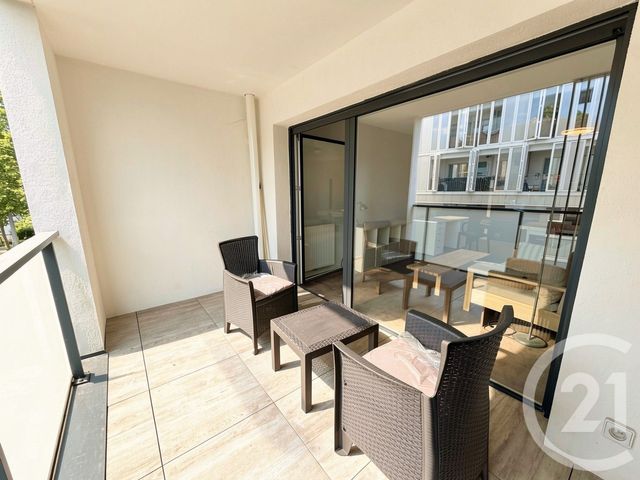 Appartement F2 à louer - 2 pièces - 53.5 m2 - BEGLES - 33 - AQUITAINE - Century 21 A.M.L.