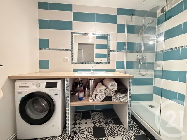 Appartement T3 à vendre - 3 pièces - 65.75 m2 - BEGLES - 33 - AQUITAINE - Century 21 A.M.L.