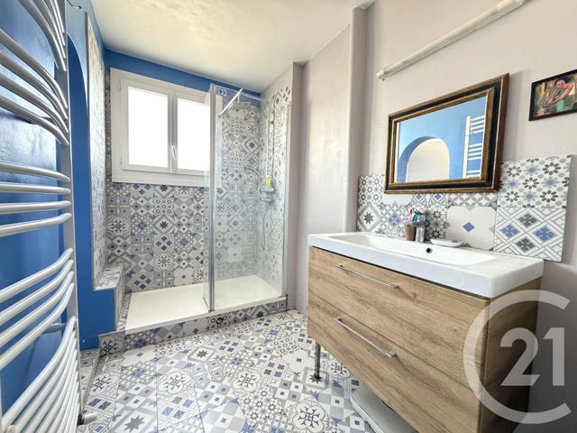 Appartement T3 à vendre - 3 pièces - 77.9 m2 - BEGLES - 33 - AQUITAINE - Century 21 A.M.L.