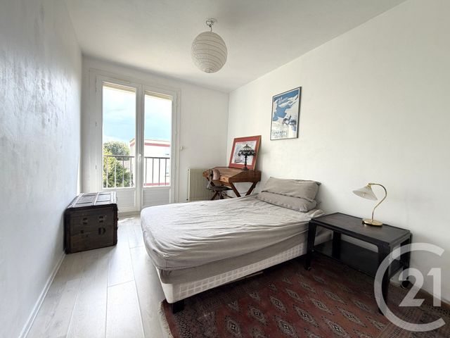 Appartement T3 à vendre - 3 pièces - 77.9 m2 - BEGLES - 33 - AQUITAINE - Century 21 A.M.L.