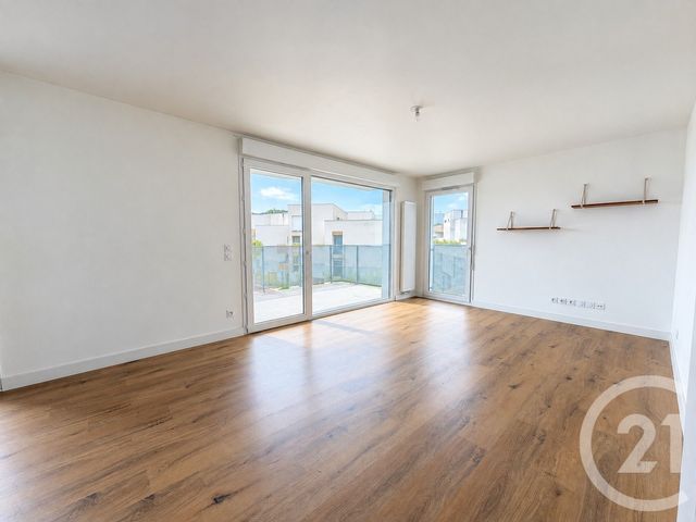 Appartement T3 à vendre - 3 pièces - 65.4 m2 - BEGLES - 33 - AQUITAINE - Century 21 A.M.L.