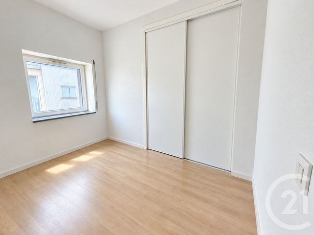 Appartement F3 à vendre - 3 pièces - 55.95 m2 - BEGLES - 33 - AQUITAINE - Century 21 A.M.L.