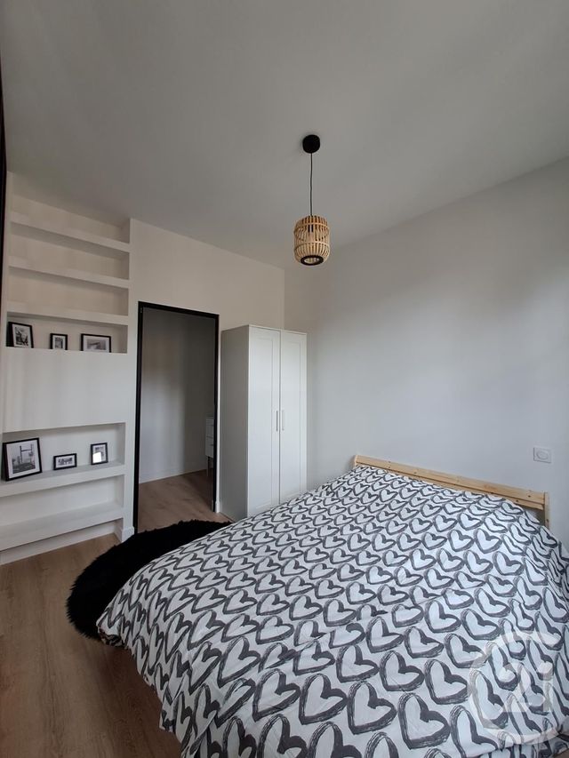 Appartement T2 à louer - 2 pièces - 31.1 m2 - BORDEAUX - 33 - AQUITAINE - Century 21 A.M.L.