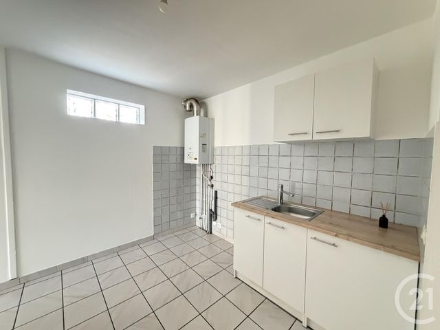 Appartement T3 à louer - 3 pièces - 75.0 m2 - BEGLES - 33 - AQUITAINE - Century 21 A.M.L.