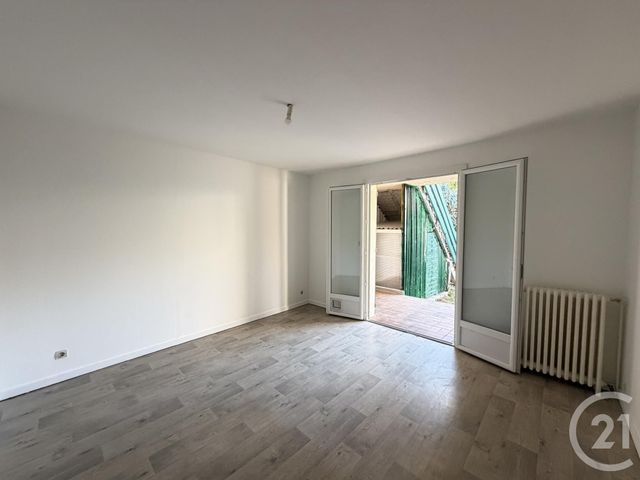 Appartement T3 à louer - 3 pièces - 75.0 m2 - BEGLES - 33 - AQUITAINE - Century 21 A.M.L.