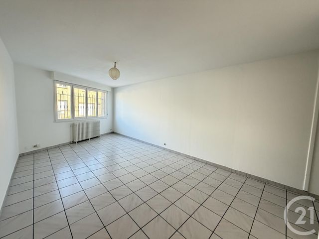 Appartement T3 à louer - 3 pièces - 75.0 m2 - BEGLES - 33 - AQUITAINE - Century 21 A.M.L.